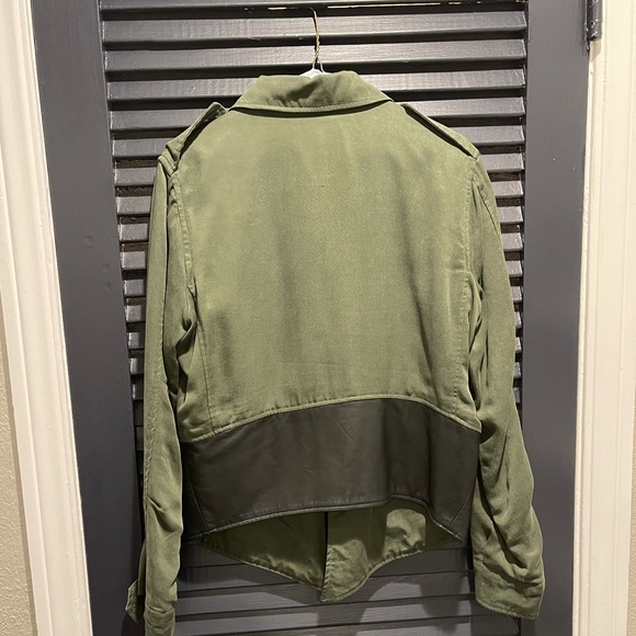 Killer bomber! - Picture 2 of 3